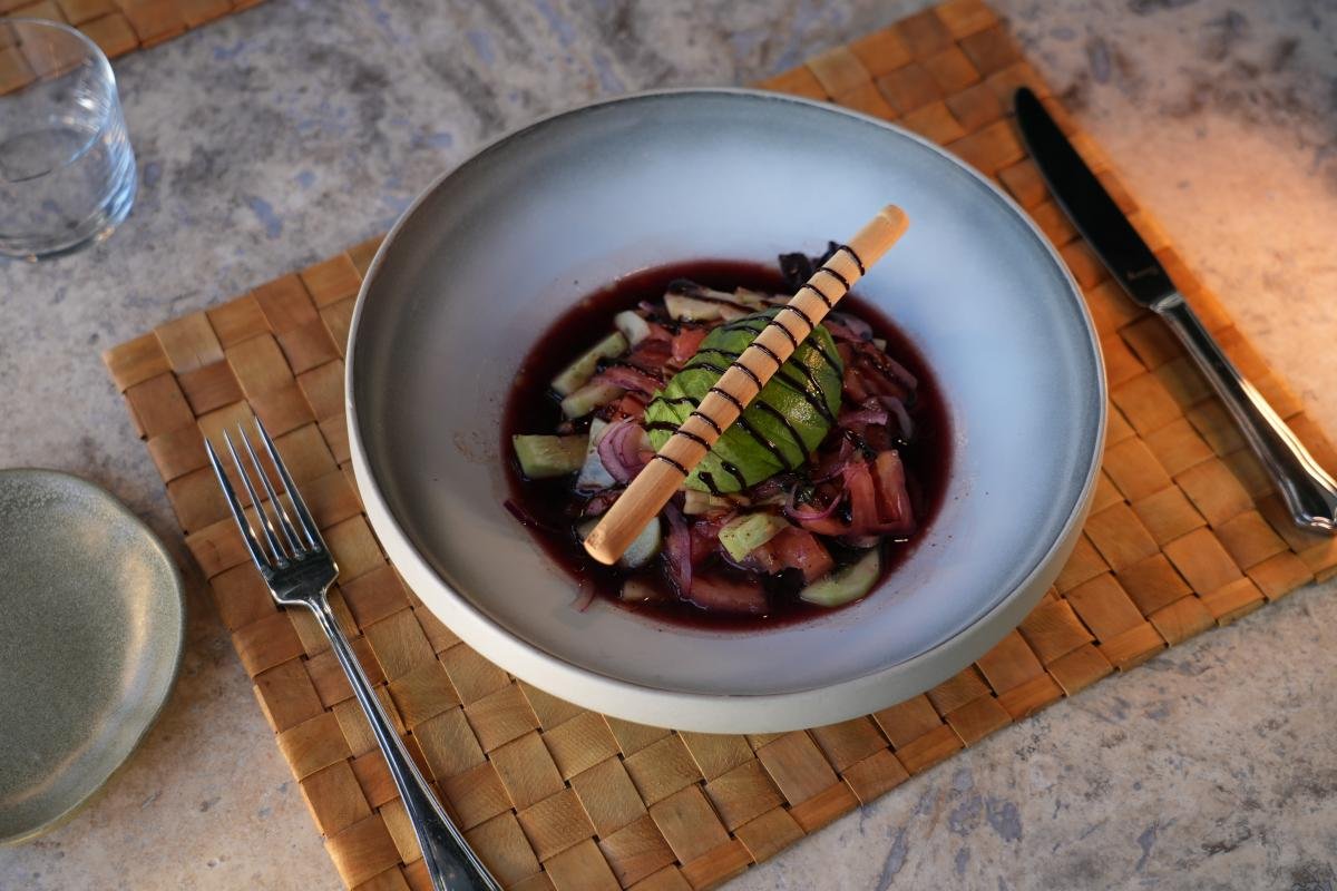 Avocado Salad with Tomatoes